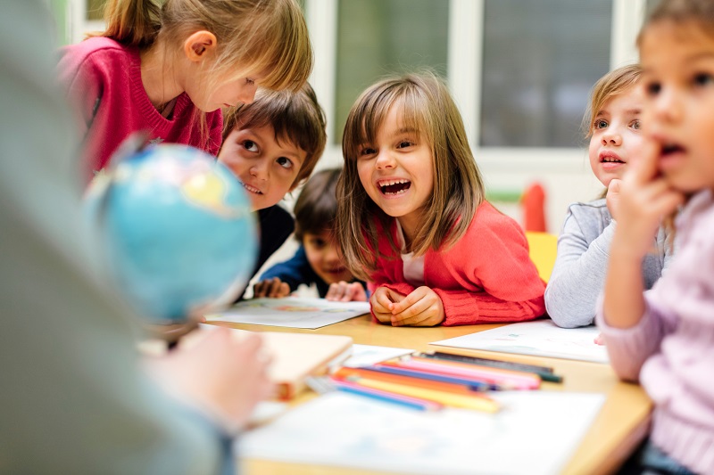 Parents! Begini nih caranya ngajarin bahasa inggris buat anak yang edukatif dan menyenangkan